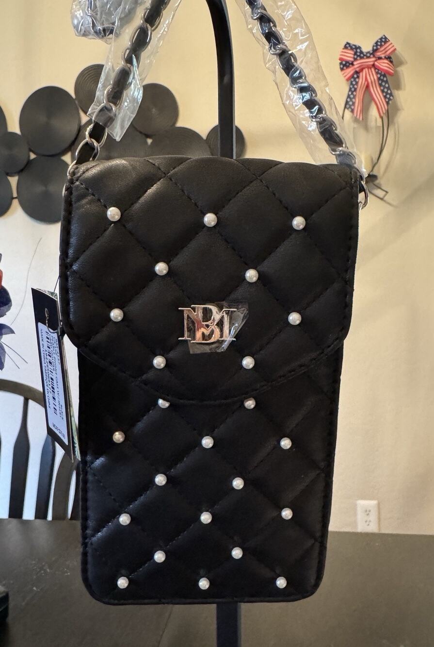 NWT Badgley Mishka Diamond Quilted Black Vegan Phone Case Wallet